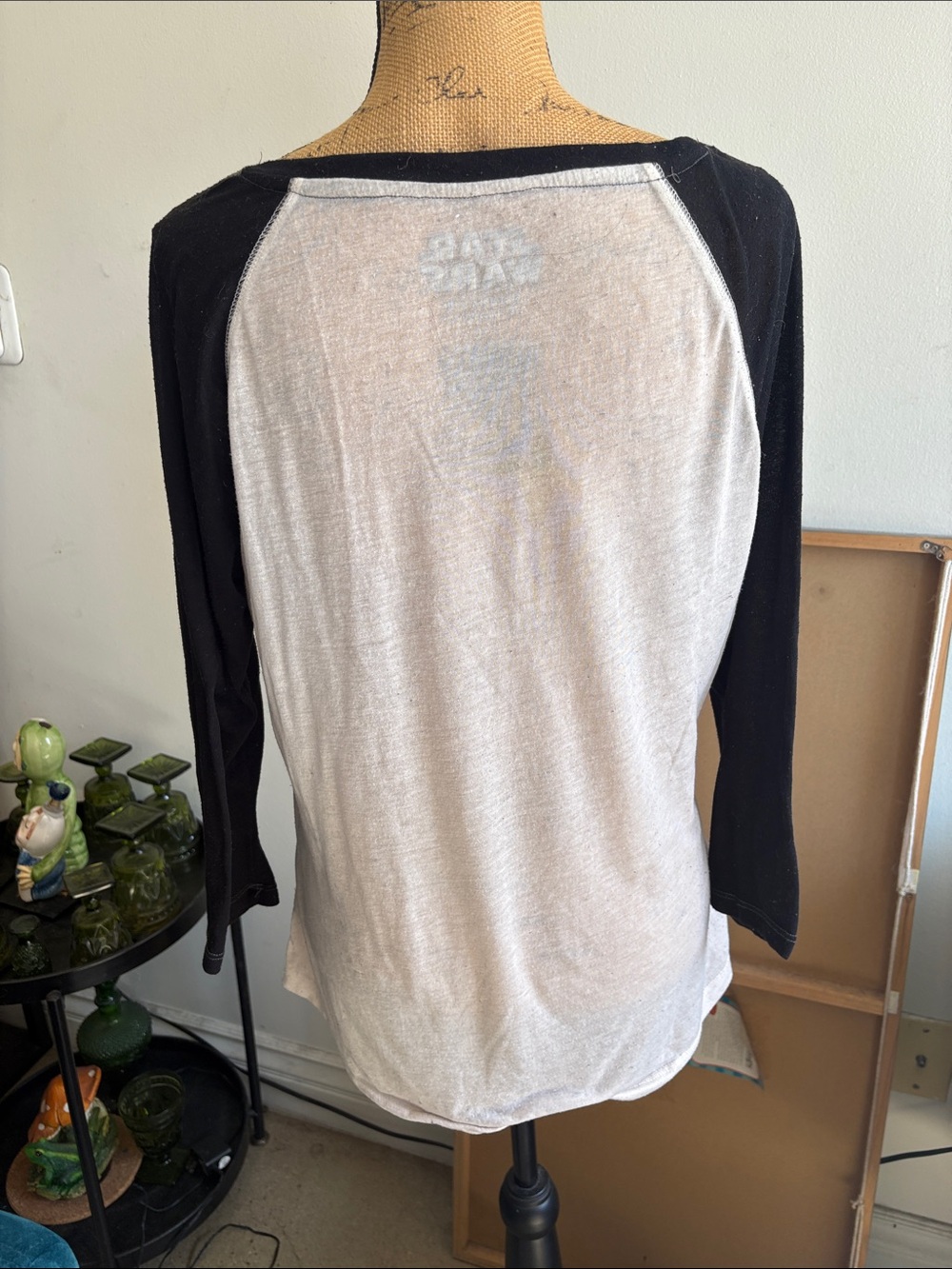 Star Wars Women's 3/4 Sleeve Raglan Graphic Tee - White & Black - Picture 3 of 5